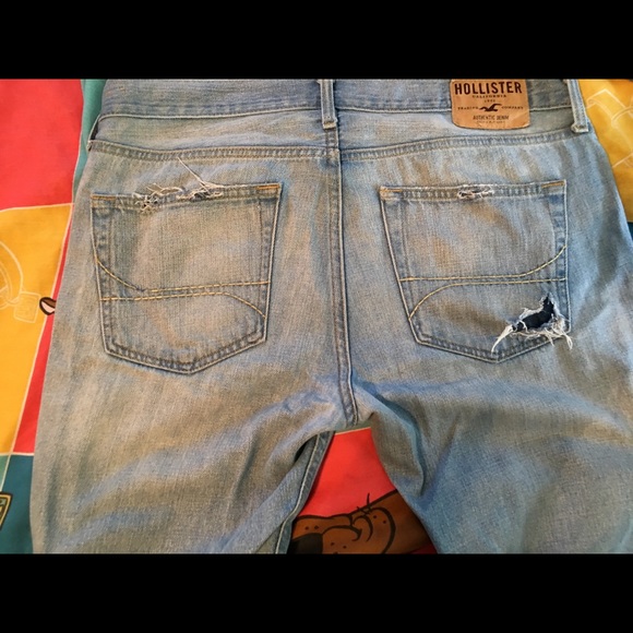 Hollister distressed jeans - Picture 1 of 4